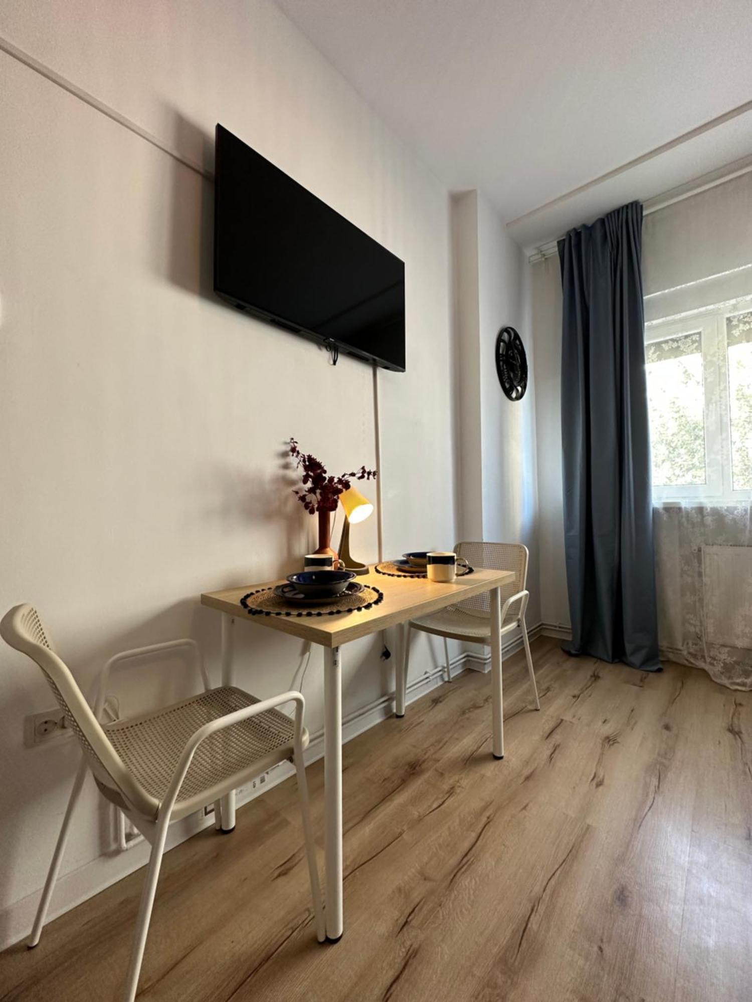 Apartamento Central Studio Sapphire Bucarest Exterior foto