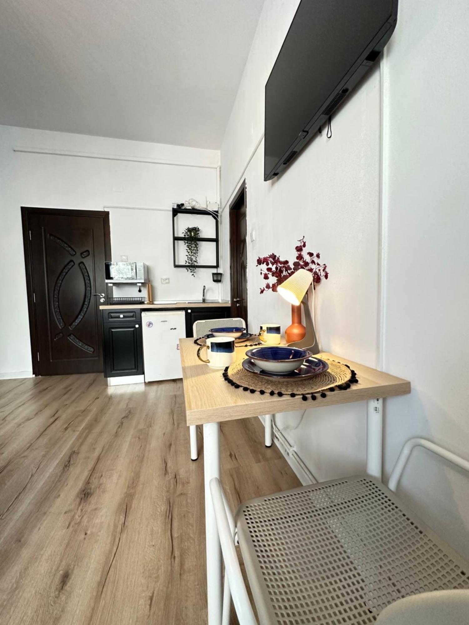 Apartamento Central Studio Sapphire Bucarest Exterior foto